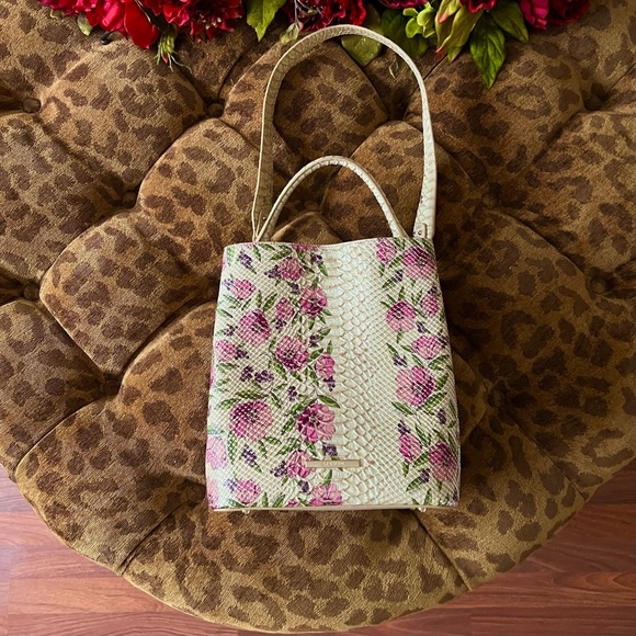 Brahmin Amelia Labyrinth Handbag Purple Flowers - Picture 5 of 14